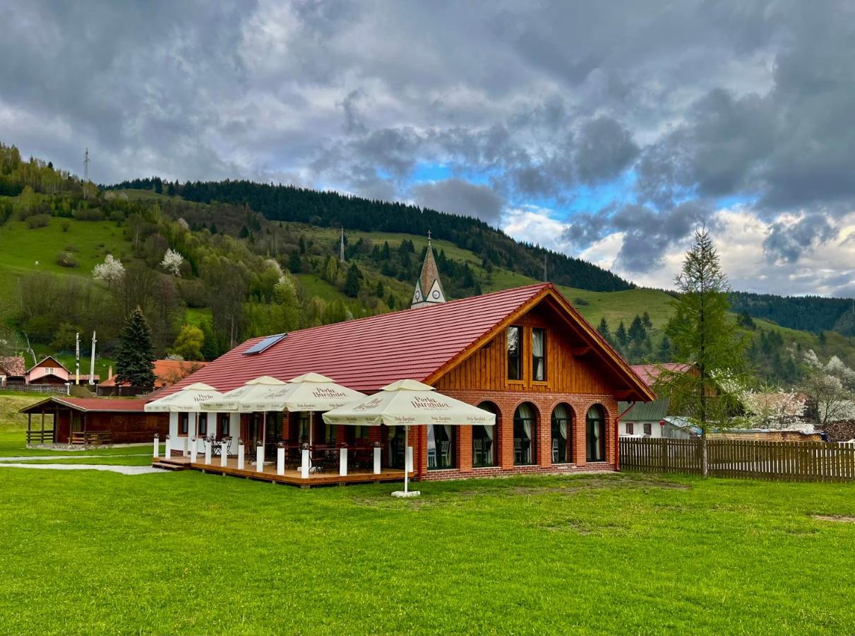 Biotour Camping & Restaurant Ghimeş-Făget 외부 사진