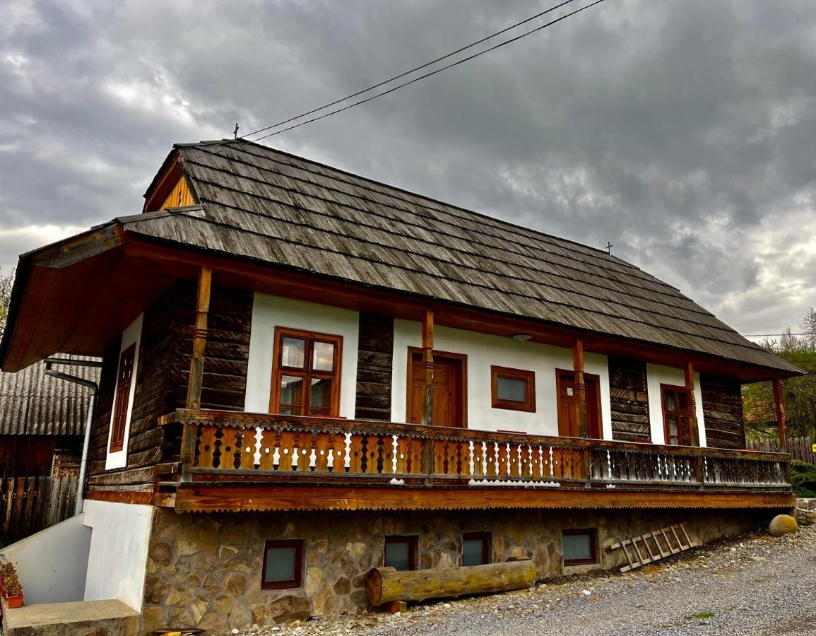 Biotour Camping & Restaurant Ghimeş-Făget 외부 사진