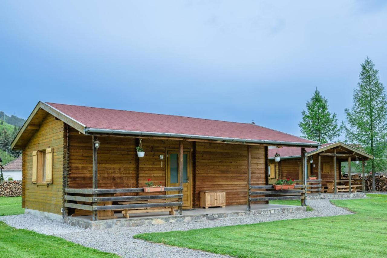 Biotour Camping & Restaurant Ghimeş-Făget 외부 사진