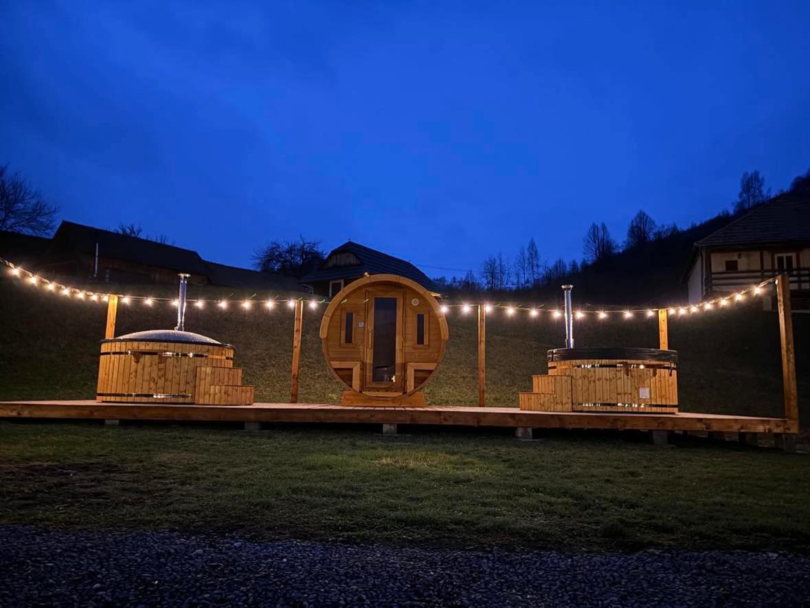 Biotour Camping & Restaurant Ghimeş-Făget 외부 사진